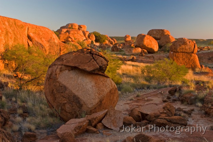Devils Marbles_20070908_109.jpg